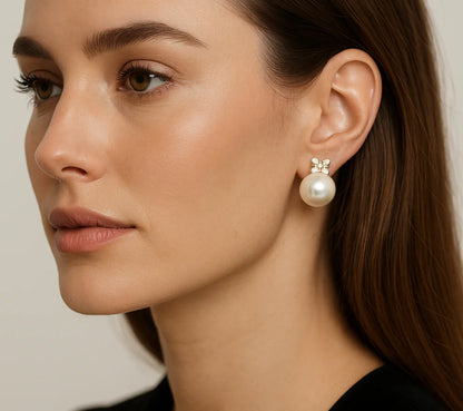 14K Yellow Gold Snow White Pearl Earrings