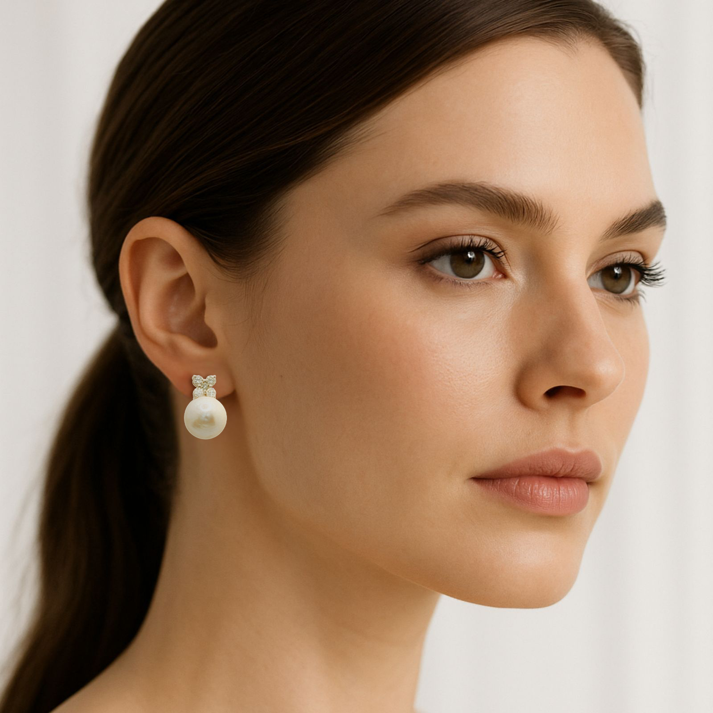 14K Yellow Gold Snow White Pearl Earrings