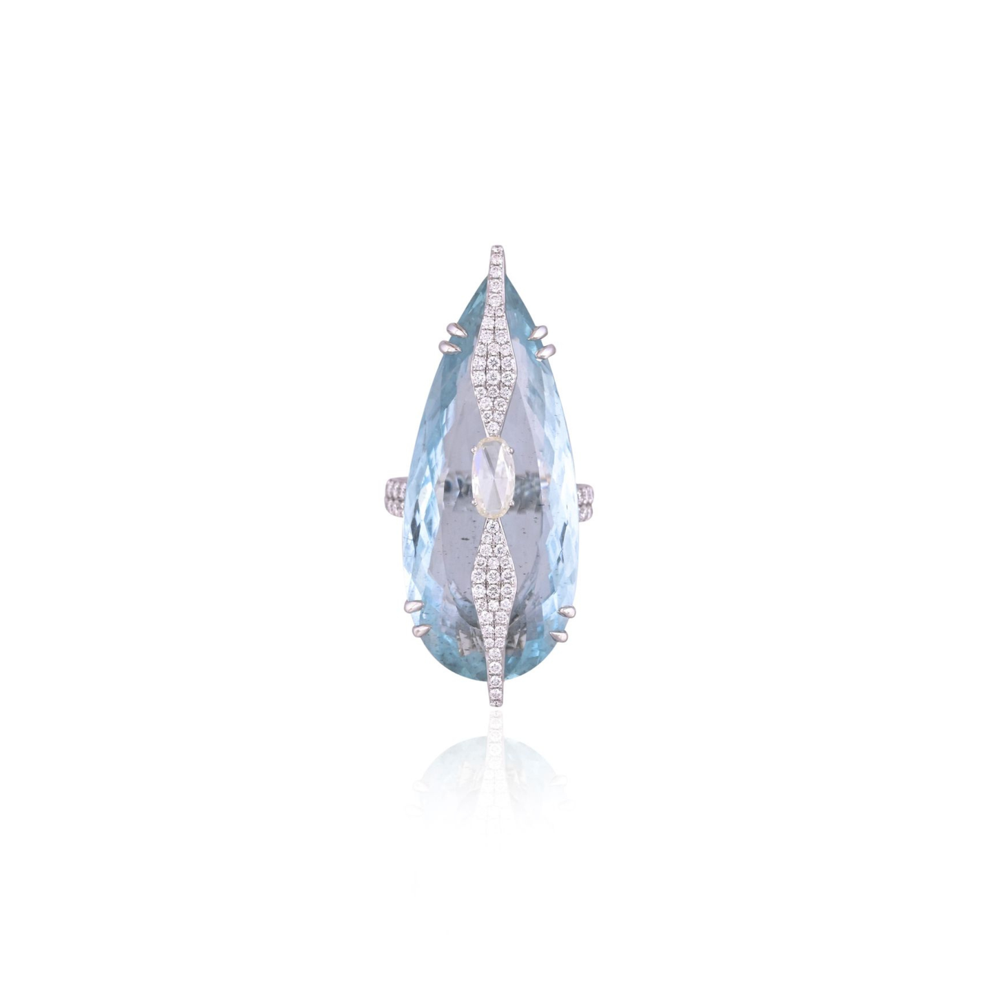 Cascade De Glace Aquamarine Diamond Ring